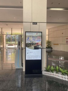 The future prospect of LCD advertising machine market
